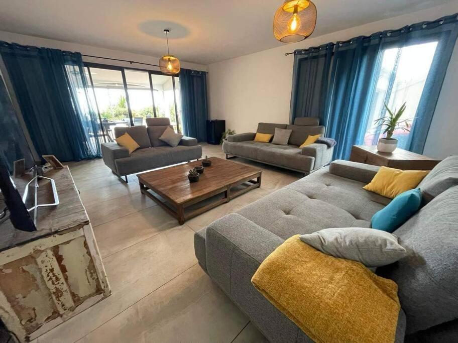 La Villa Jujubes Avec Piscine Chauffee - 5 Chambres Spacieuses Le Bois de Nefles  외부 사진